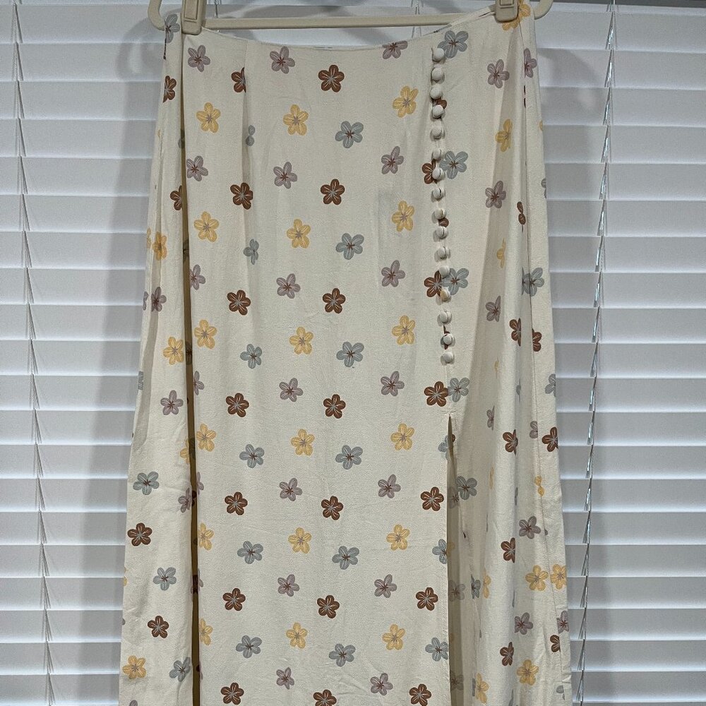 Women - L & XL - NWT Rylee + Cru Leilani Button Slit Skirt